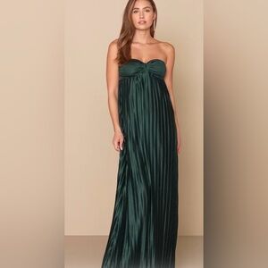 Lulu's Emerald Green Pleated Dress